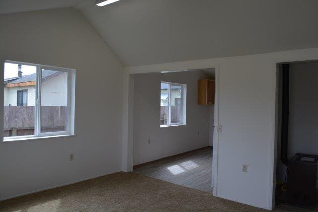 Foto del edificio - Very Cute Beach Cabin! Between Eureka & Arcata, 2 bedroom home with spacious yard