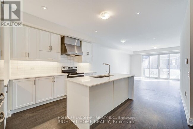 Building Photo - 33 John Stocks Wy