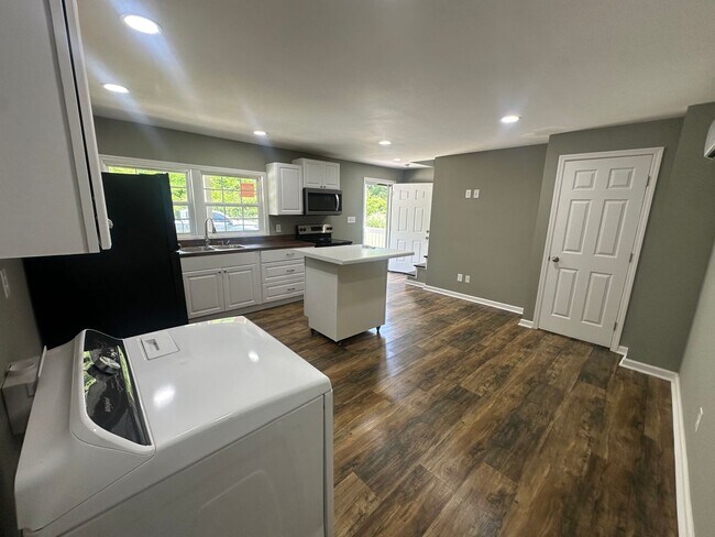 Foto del edificio - Tiny Home - MOVE IN SPECIAL