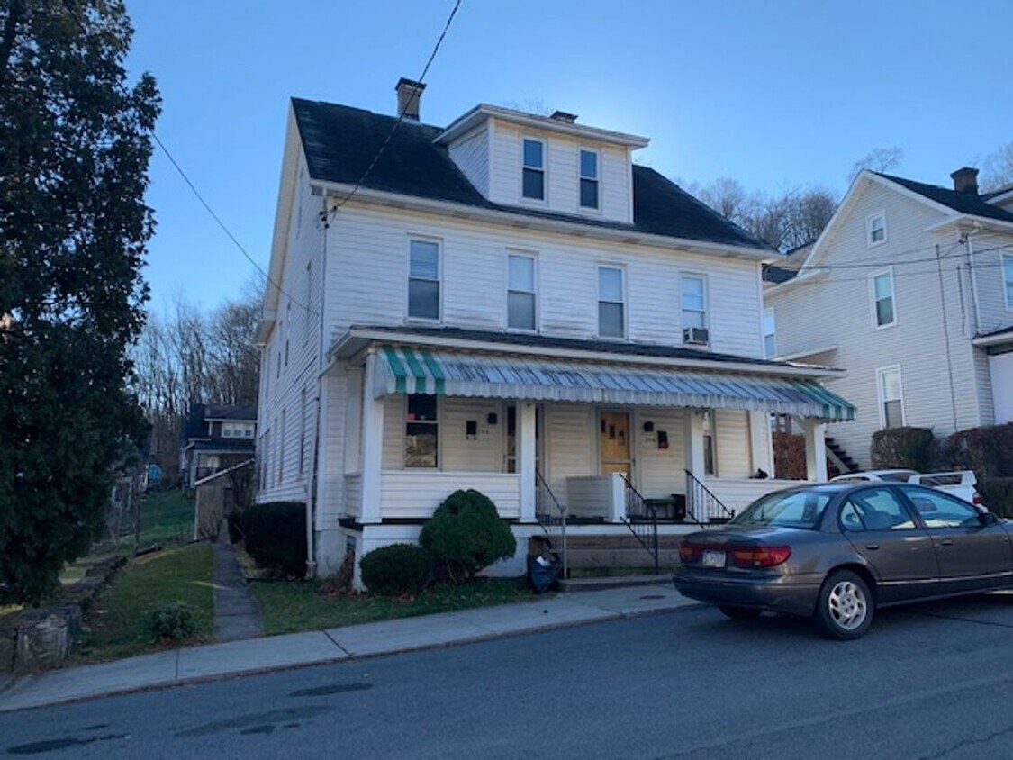 Primary Photo - REInvest, LLC-192-194 Derby Street