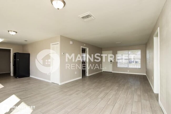 Building Photo - 652 COMANCHE AVE, MELBOURNE, FL 32935