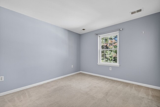 Foto del edificio - 18318 Streamside Dr