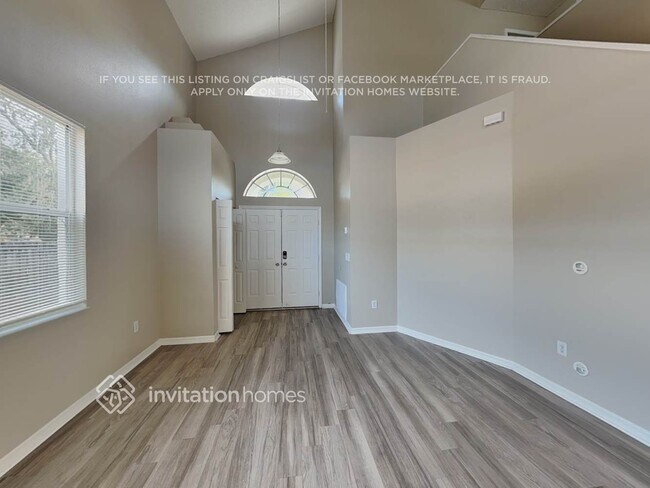 Foto del edificio - 11929 Lark Song Loop