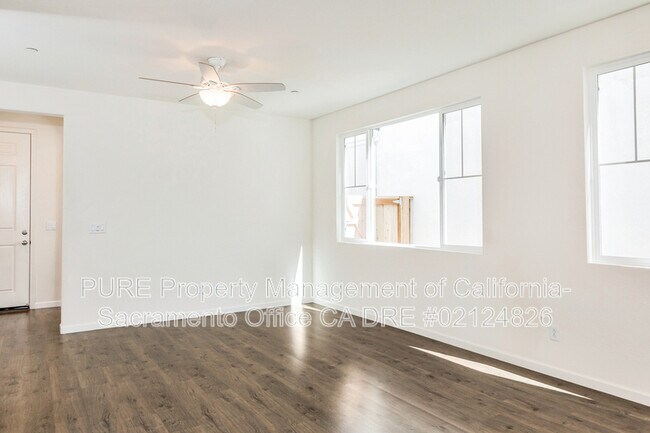 Building Photo - 10924 Arrington Dr