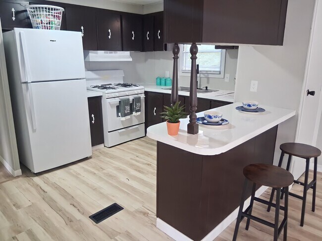 Foto del edificio - 54 Deerwood Park
