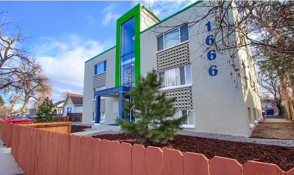 Building Photo - 1666 Clinton Street