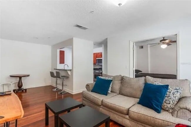 Building Photo - Orlando - 3 Bedrooms, 2 Bathrooms – $1,595.00