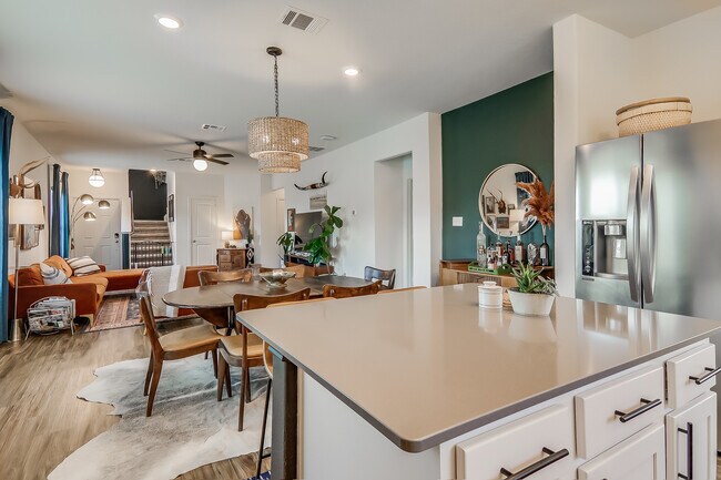 Foto del edificio - 8201 Prairie Rye Dr