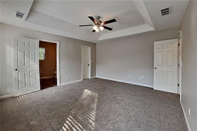 Building Photo - 679 Fernstone Trail