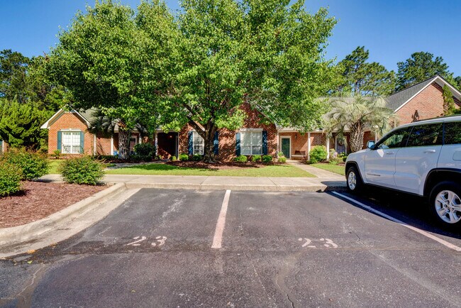 Building Photo - 1600 Sturdivant Dr