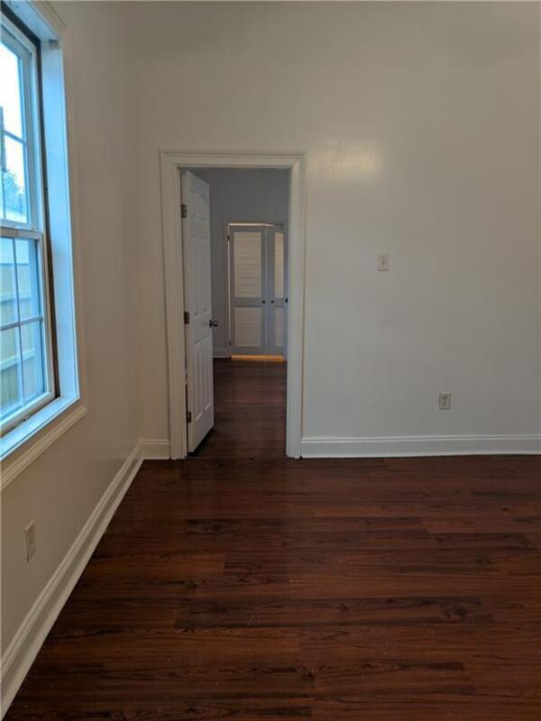Building Photo - 1603 Marigny St
