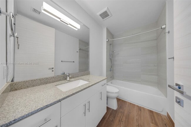 Building Photo - 3265 Bird Ave