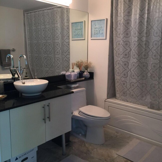 Building Photo - 31 SE 5th St