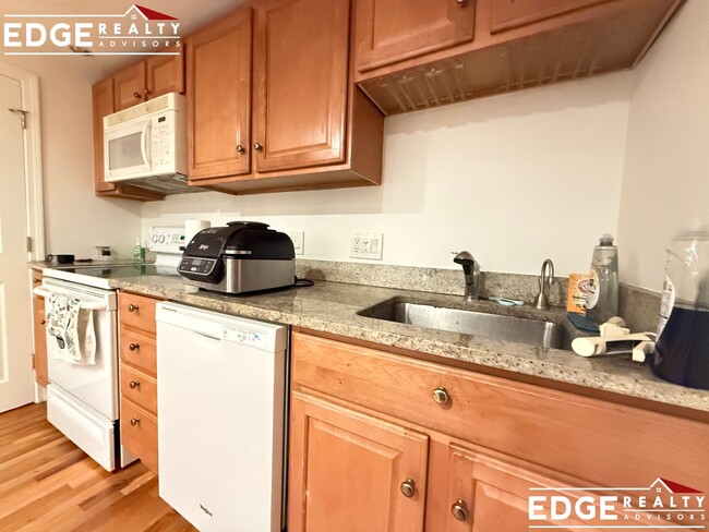 Photo - 15 Euston Rd. Unit 19 Apartment
