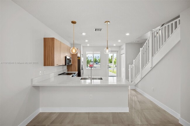 Foto del edificio - 10270 NW 66th St