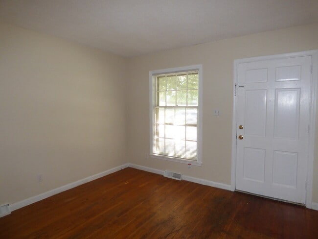 Photo - ORR731/733 Apartment