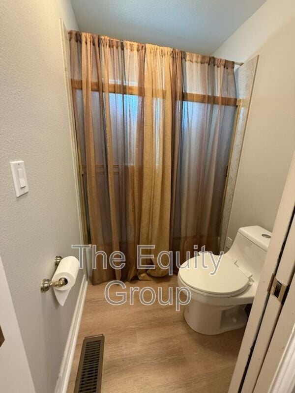 Foto del edificio - 5418 W Sweet Dr