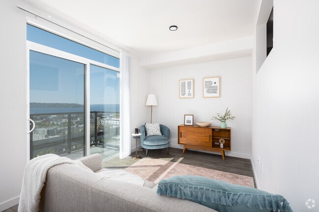 1BD, 1BA - 457-575SF - Roystone