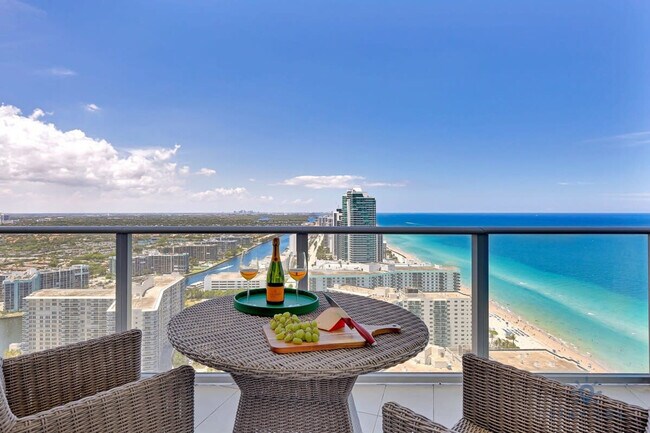 Building Photo - 4111 S Ocean Dr