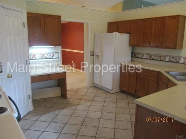Building Photo - 4033 Maltese Way 4 BR / 2 BA $1350