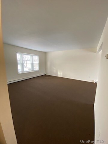 Foto principal - 215 Elwood Rd