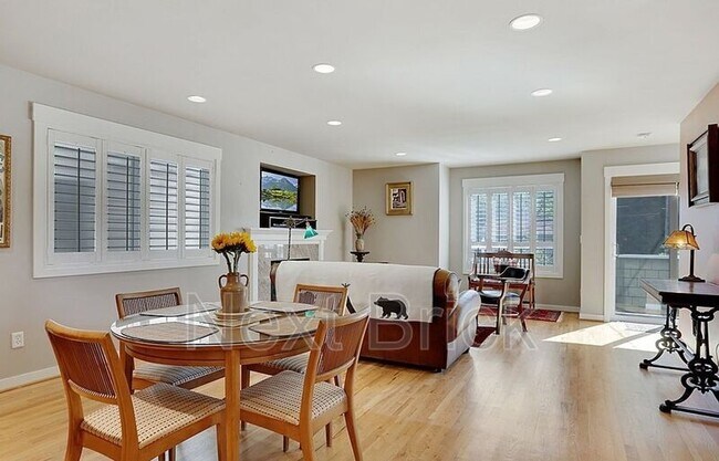 Foto del edificio - 14345 19th Ave NE