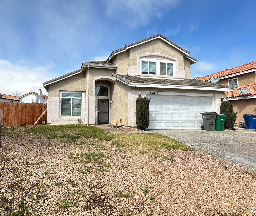 36831 Jenna Ln, Palmdale, CA 93550 House Rental in Palmdale, CA