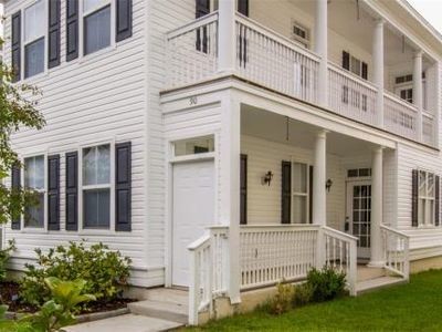 Foto del edificio - 90 Westbury Park Way