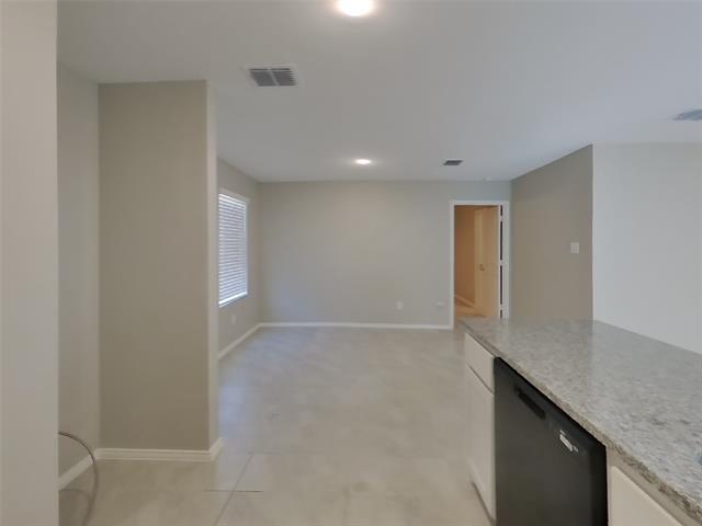 Foto del edificio - 1616 Clairborne Ct