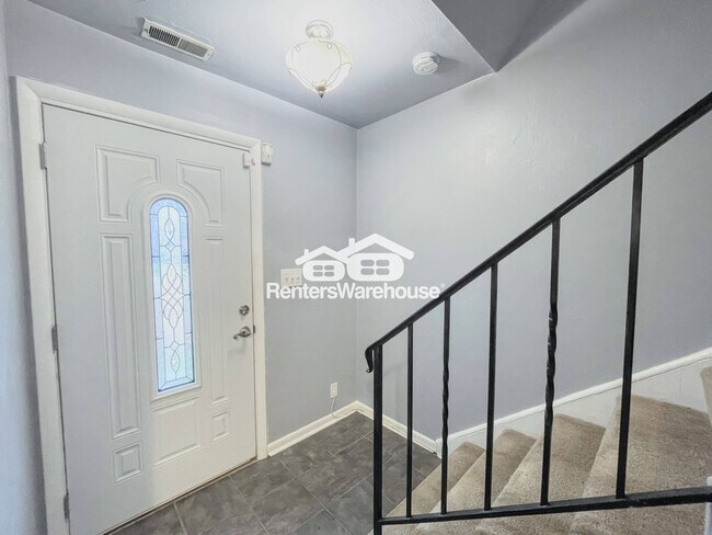 Foto del edificio - 5629 Banbury Ct