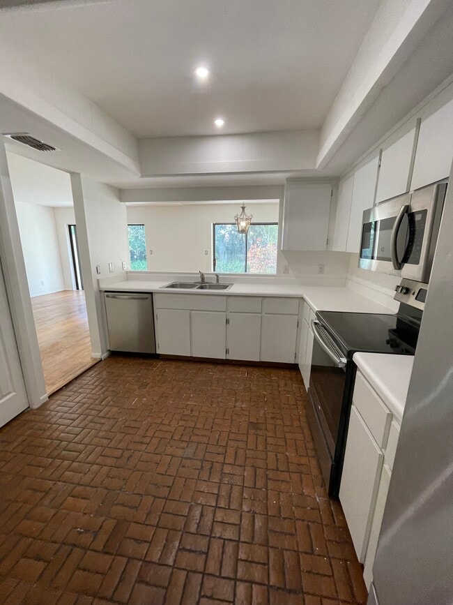 Building Photo - 8326 Tangelo Tree Dr