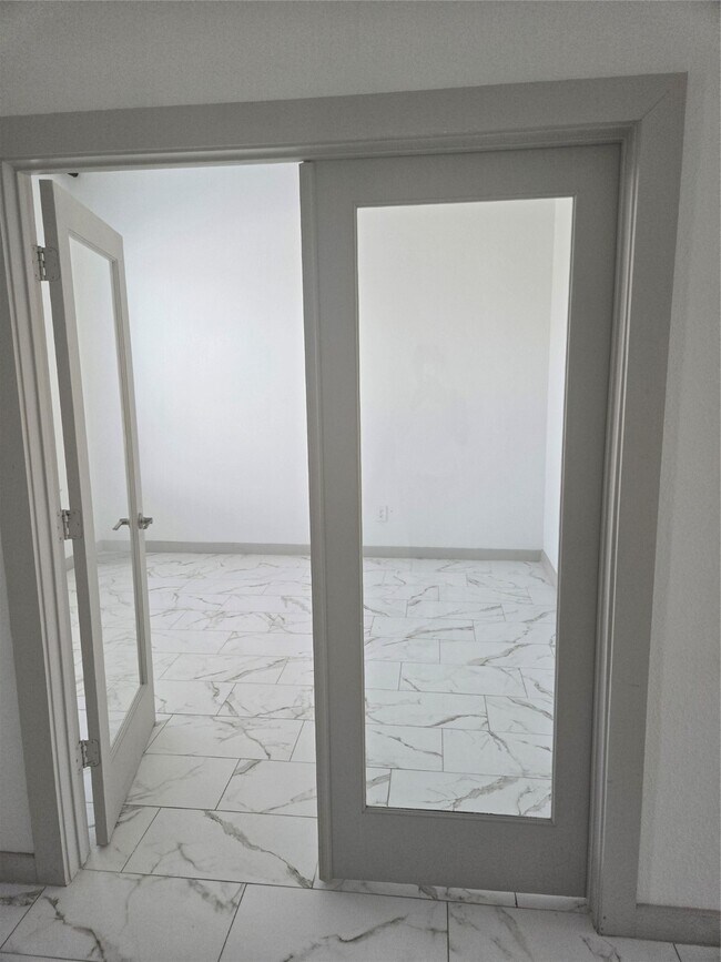 Building Photo - 22527 Cappella Vlg Ln