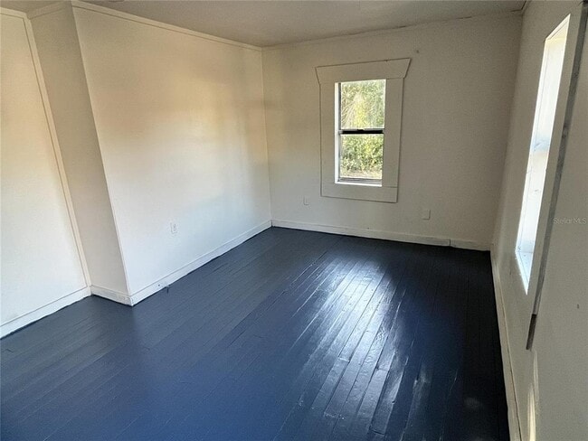 Foto del edificio - 1290 Henson Ln