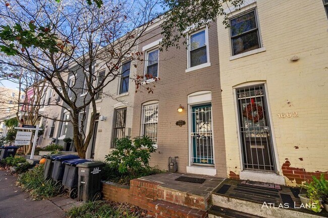 Building Photo - 1660 Kalorama Rd NW