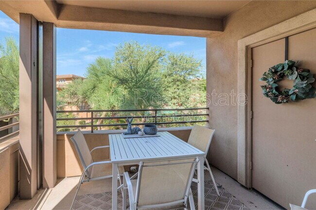 Building Photo - 20100 N 78th Pl