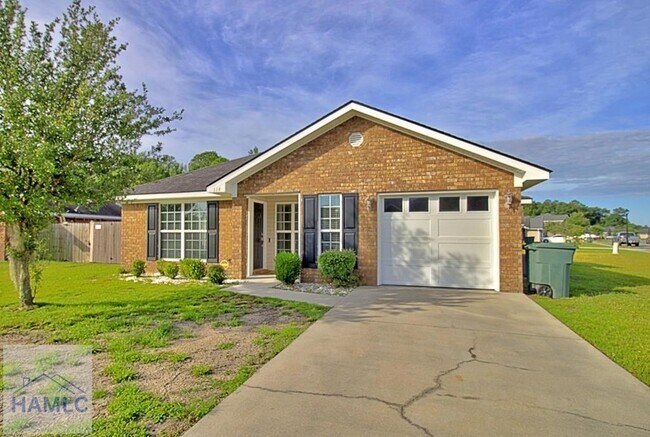 Building Photo - 119 Grandview Dr
