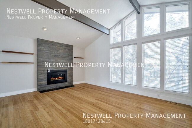 Foto del edificio - Amazing 3-bed Home in Sandy