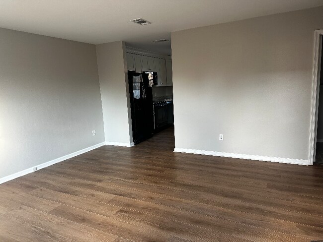 Foto del edificio - 4605 Lee Ave