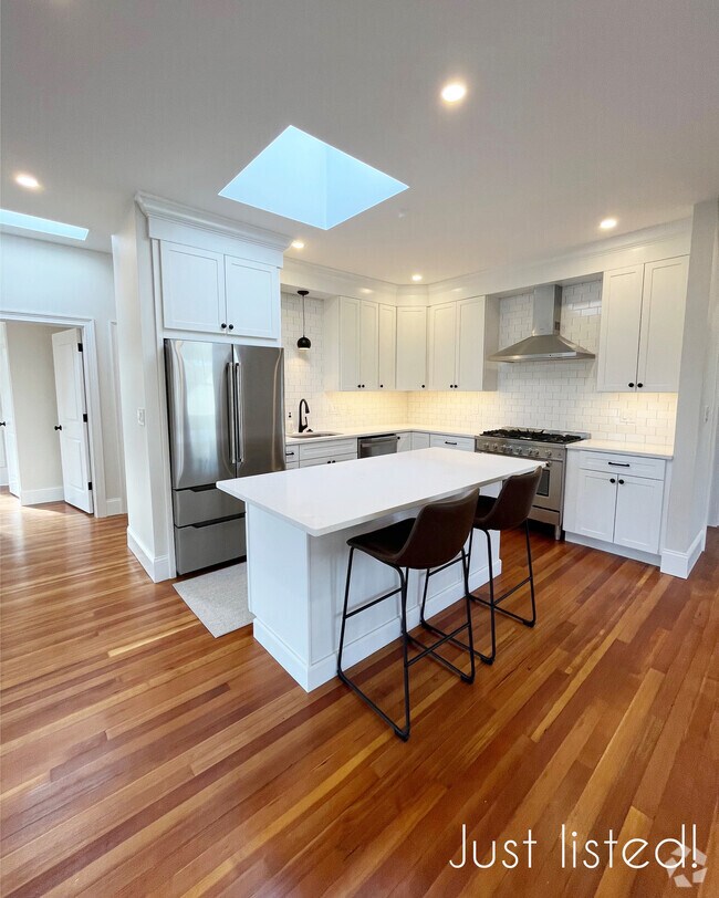 Condos for rent near Lynngate Plaza in Lynn, MA