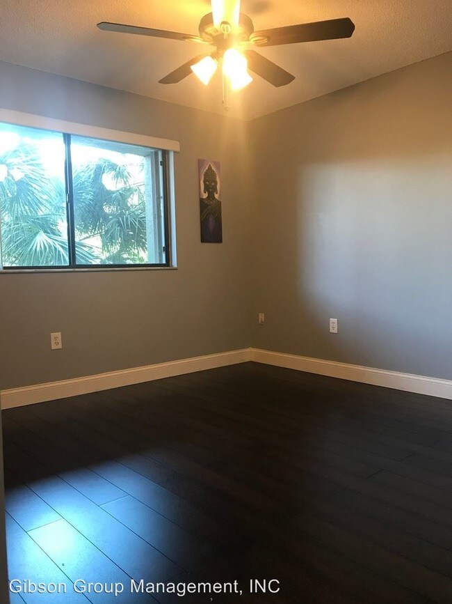 Building Photo - 120 E Oakland Park Blvd