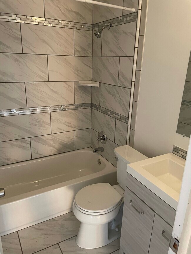 Bathroom - 25337 S Montmartre Ct