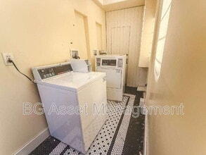 Building Photo - 639 Carolina St