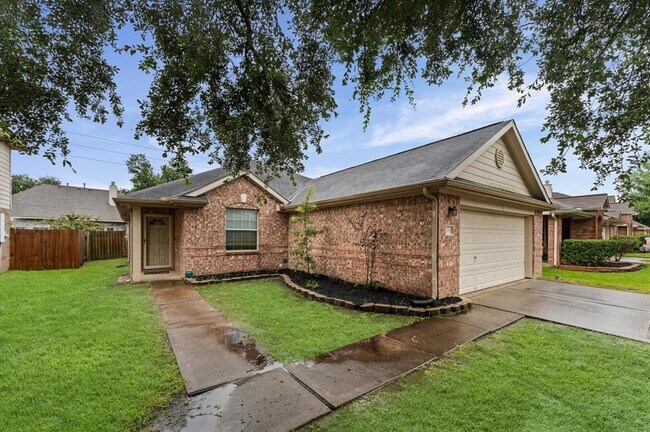 Foto del edificio - 11919 Piney Bend Dr