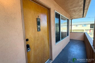 Building Photo - 240 San Diego Ave