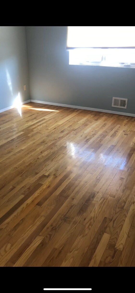 Bedroom - Master - 92 Mulberry Cir