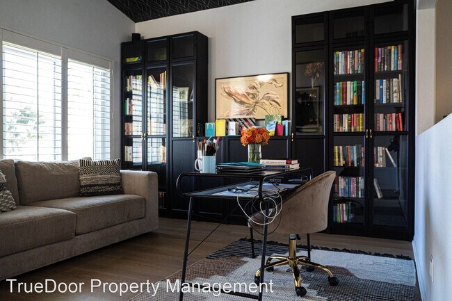 Foto del edificio - 4 br, 2 bath House - 2138 Maple Ct