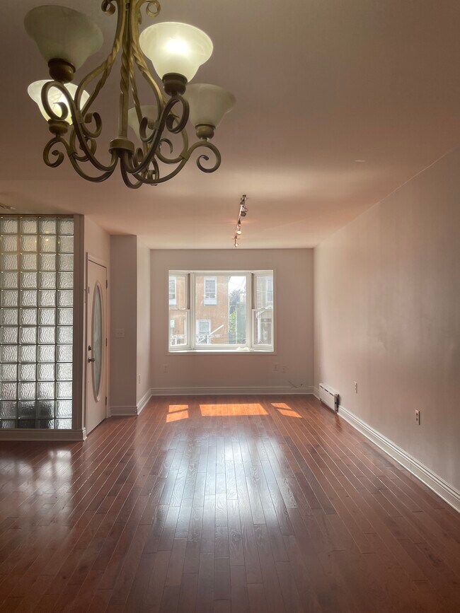 Foto del edificio - 2-672 Chestnut St