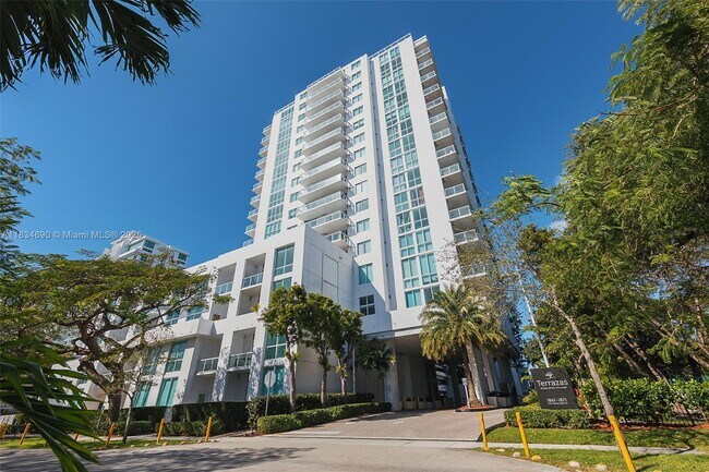 Foto del edificio - 1861 NW S River Dr