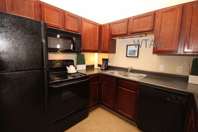 Building Photo - 3 bedroom in San Marcos TX 78666