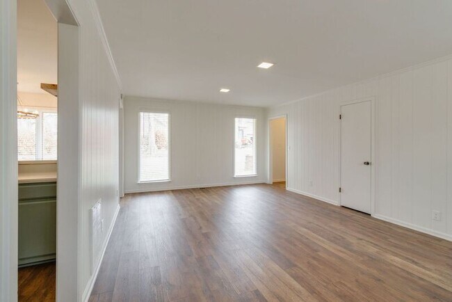 Foto del edificio - 1001 Glendale Ln